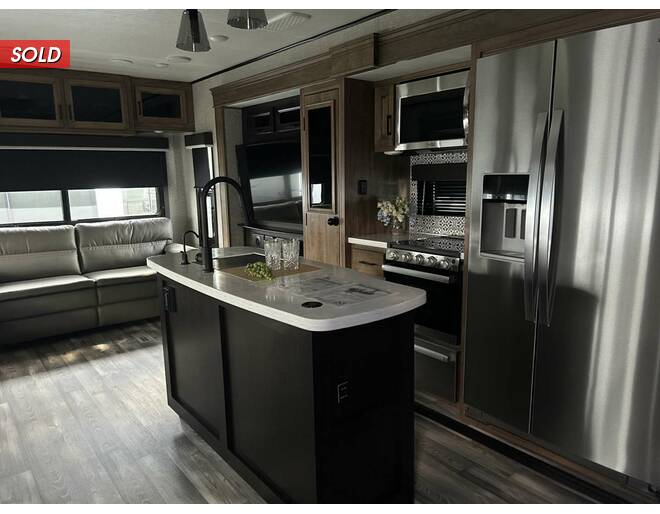 2023 Jayco Eagle 330RSTS Travel Trailer at Kuhl's Trailer Sales STOCK# 2040 Photo 6