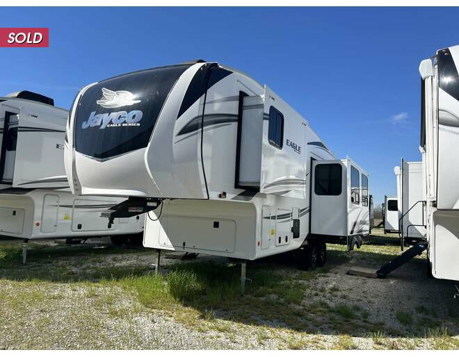2022 Jayco Eagle HT 28.5RSTS Fifth Wheel at Kuhl's Trailer Sales STOCK# 2009 Photo 12