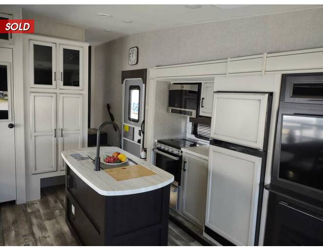 2022 Jayco Eagle HT 28.5RSTS Fifth Wheel at Kuhl's Trailer Sales STOCK# 2009 Photo 5